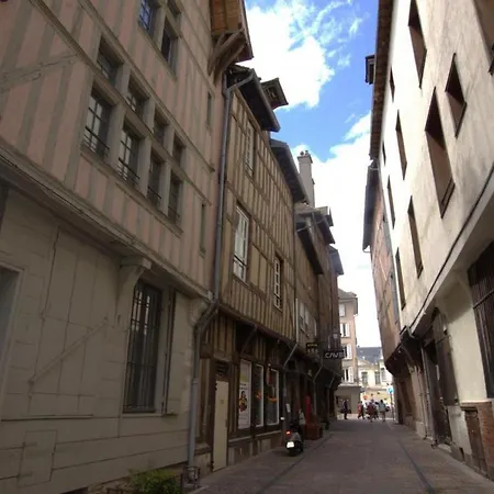 Le Sacre Apartment Troyes